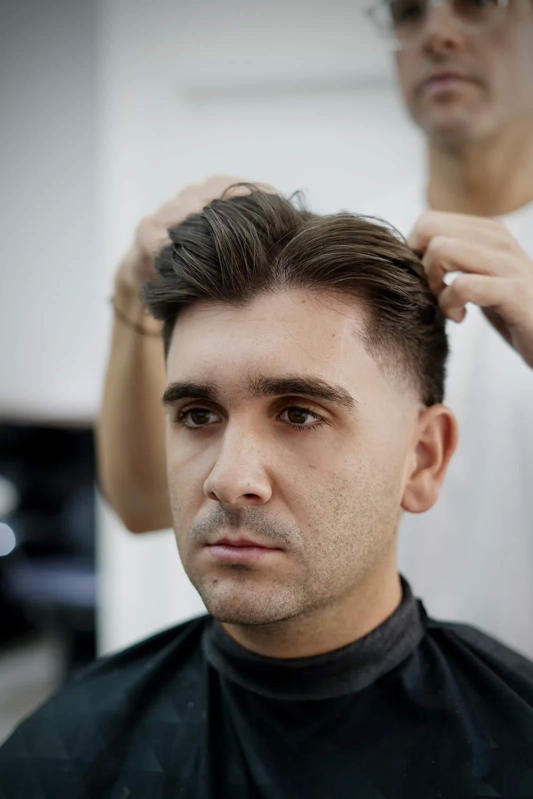 Corte degradado de hombre en barbería de Dos Hermanas